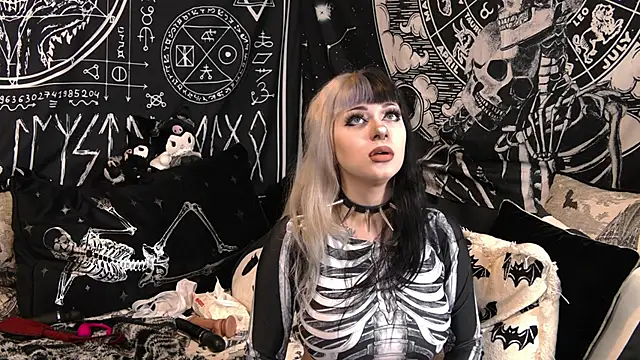 Paige Turner online show from March 21, 8:36 pm