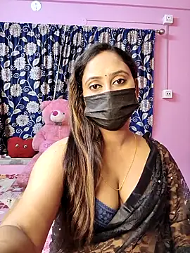 Cute-lusi online show from May 3, 6:55 pm