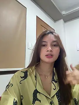 LanySylvia online show from November 7, 5:29 pm