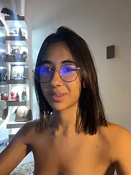 Kassie Collins online show from May 23, 1:37 am