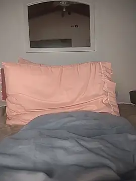 CinnamonGirlRJ online show from December 20, 12:58 am