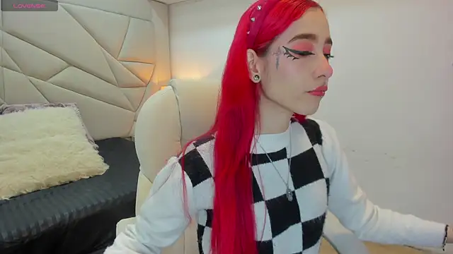 persefone 333 online show from September 13, 8:06 pm