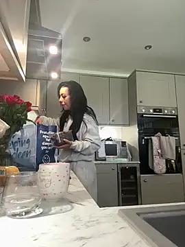 BELLABLACKXUK online show from April 28, 10:41 am