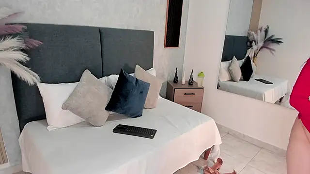 ShanelEvans online show from November 10, 6:58 pm