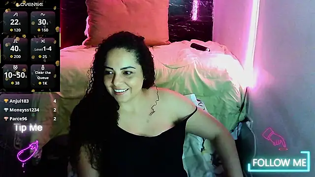  naughty milf online show from February 21, 6:36 am