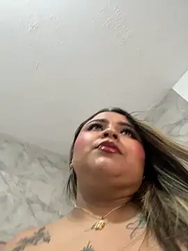 ashley-swift- online show from June 7, 9:38 am