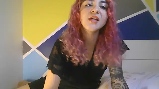 peetitefairy online show from May 2, 4:05 am