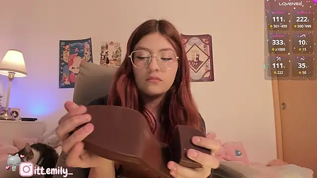 emily uwu0 online show from February 16, 1:38 am