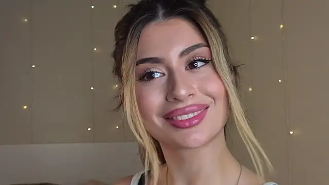 GeorginaHarn online show from October 29, 1:04 pm