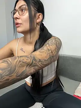 MiaKiittyy online show from September 29, 4:34 pm