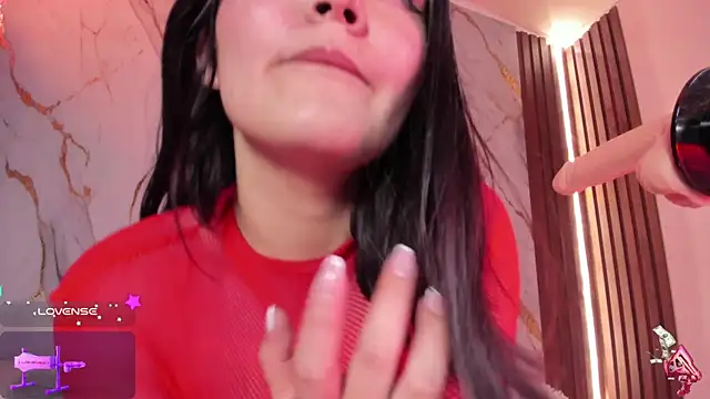 alicecute77 online show from September 19, 2:43 am