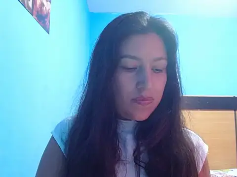 SarahFriendly online show from April 4, 5:34 pm