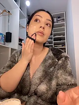 Lexi Storm online show from March 23, 8:31 am