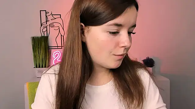 nika-still online show from October 10, 3:39 pm