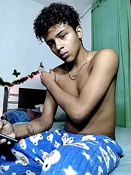 Manuel Mateus1 online show from December 4, 11:38 pm