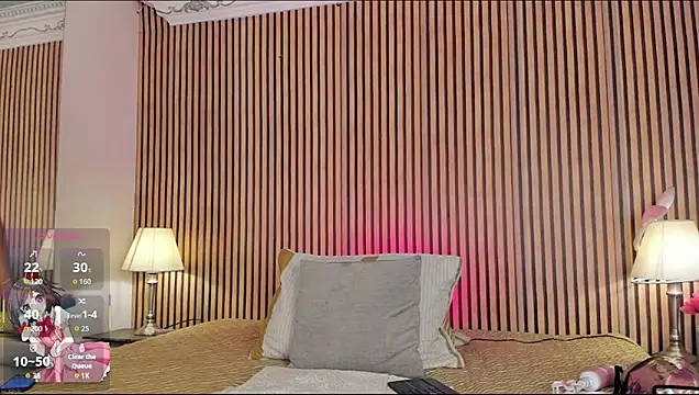 keeyla stone online show from April 10, 11:33 pm