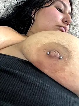 Nicky-222 online show from December 2, 3:08 am