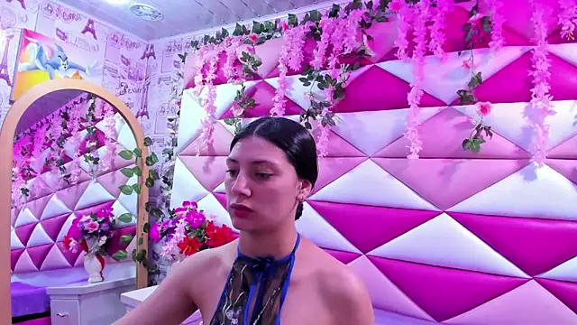  Luna Bennett online show from November 3, 1:26 pm