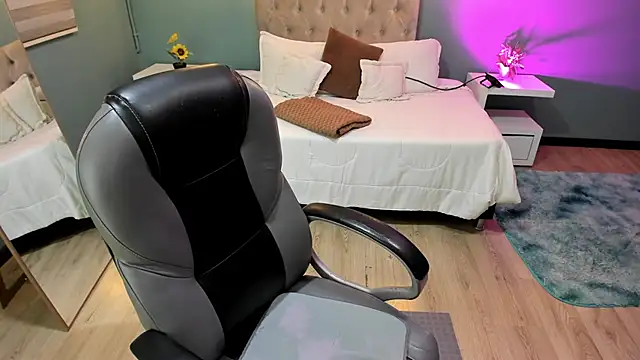 Miss Cataleya   online show from February 8, 11:58 am