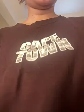 Rumi cute online show from April 16, 8:52 pm