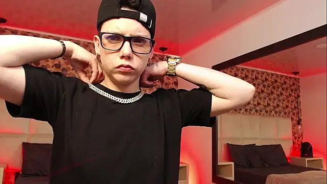 SpencerMontgomery online show from September 11, 8:20 pm