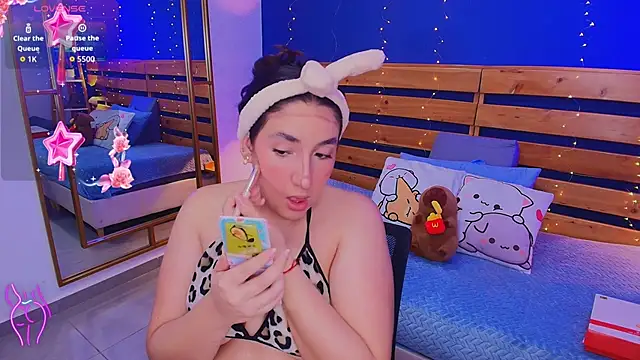 ambar lover online show from October 11, 8:33 pm