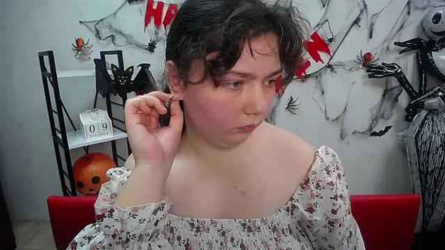 NeonilaLisova online show from November 10, 12:22 pm