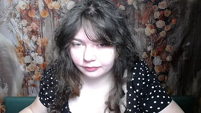 NeonilaLisova online show from February 5, 6:05 am