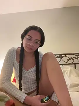 vixxnovalee online show from February 18, 7:18 am