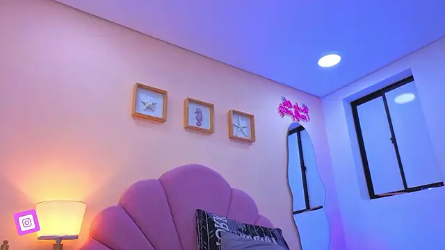  Grace turner  online show from February 19, 1:32 pm