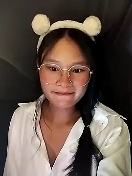 saronla 03 online show from September 9, 3:23 pm