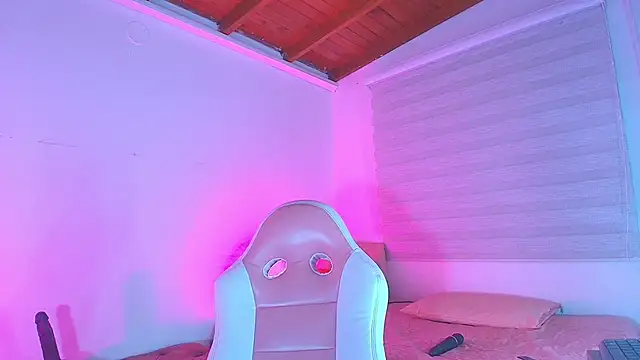 emma madi online show from September 28, 12:32 pm