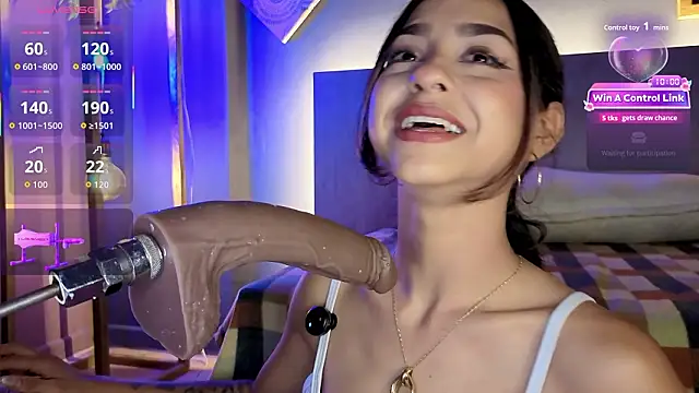 RACHELRUIZ online show from March 25, 3:01 am