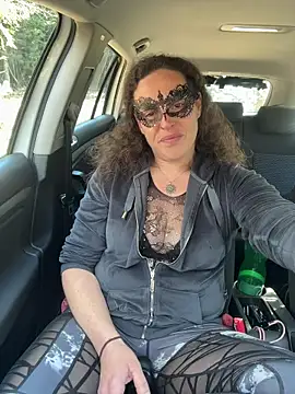 Nadja Noir online show from February 8, 12:20 pm