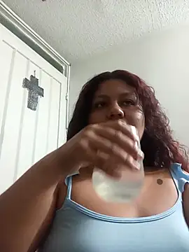 CloeStron online show from November 3, 3:21 am