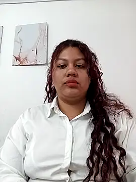 CloeStron online show from November 18, 3:02 pm