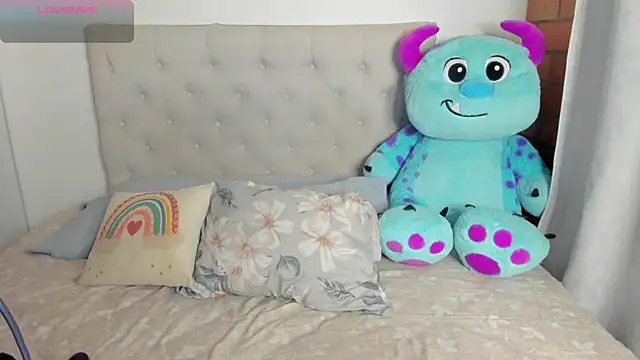 alana dantes online show from November 14, 5:35 pm