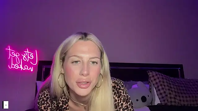 ChelseaCheeky online show from September 25, 2:32 am