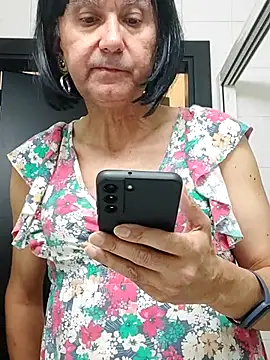 Emily de Carla online show from November 5, 4:45 pm