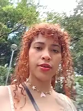 Vikyvoyeur online show from December 19, 6:44 pm