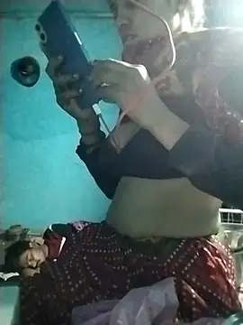 Hot-qwer online show from March 28, 8:52 pm