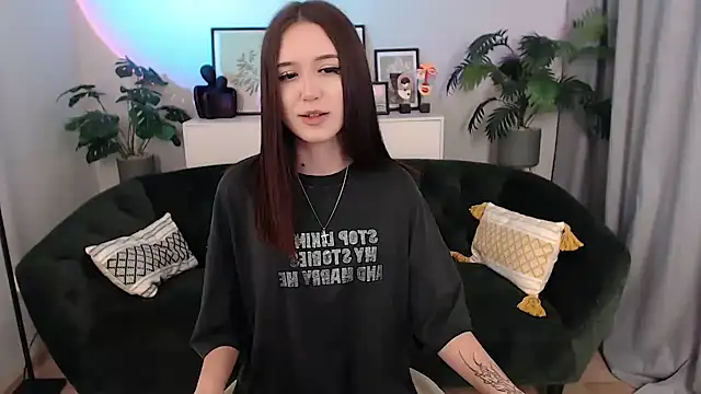 BlackEyesGirl online show from October 11, 6:18 am