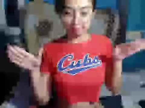 PrettyMae20 online show from April 20, 4:21 pm