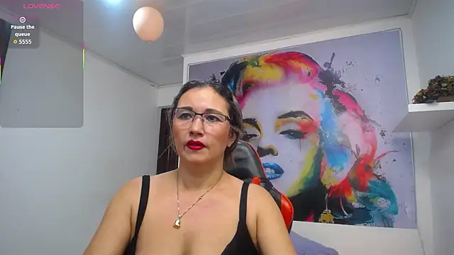 noelia milf19 online show from March 11, 9:06 pm