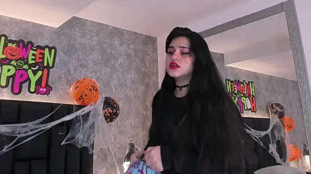 crystaldarliing online show from October 27, 3:18 pm