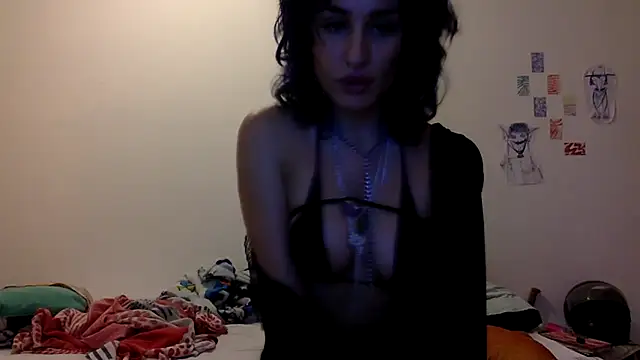 kendrafarq online show from March 2, 8:10 am