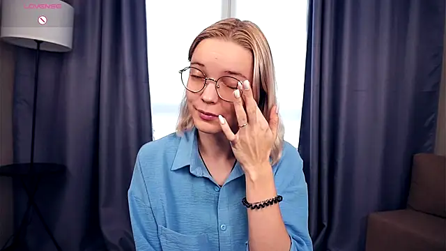 EdaKirkIin online show from October 11, 5:23 am