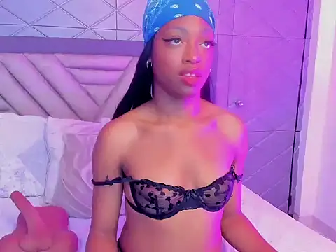 ElisabettaMonroy online show from November 14, 6:41 pm