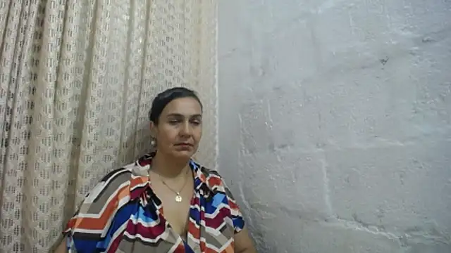 gabbyparker  online show from March 20, 9:47 am