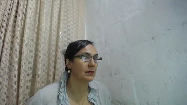 gabbyparker  online show from March 10, 10:08 am